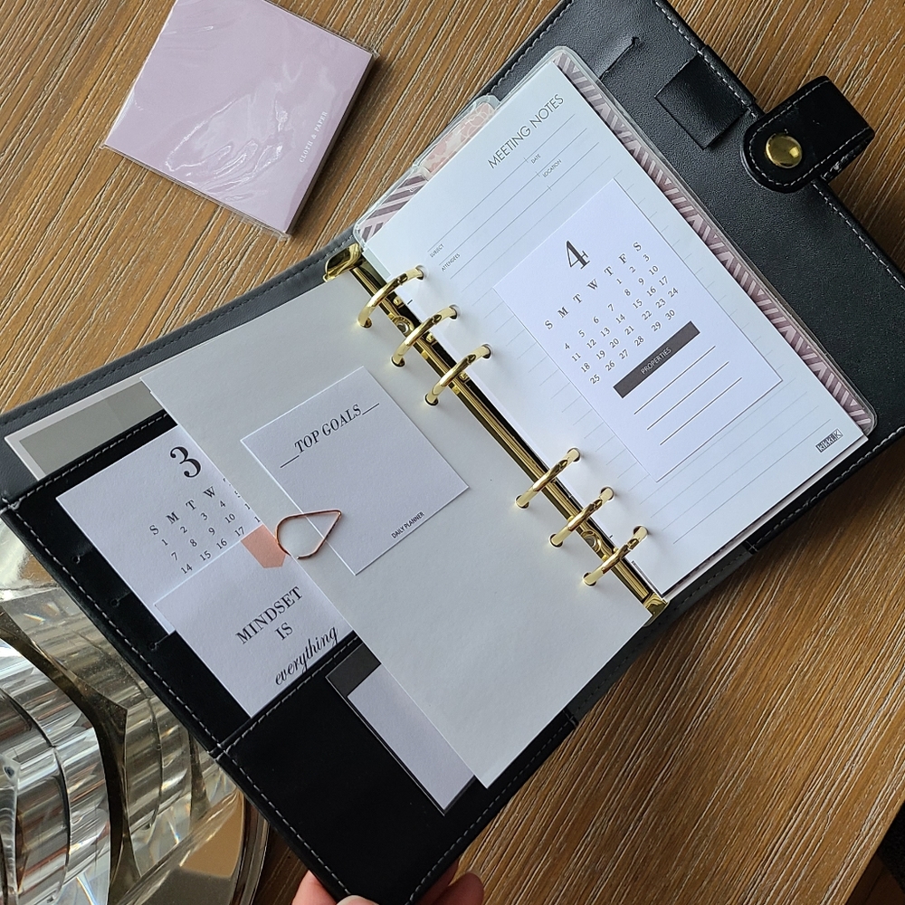 Personal size planner with more
